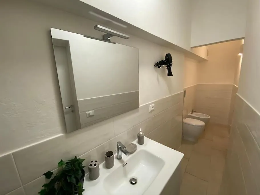פיזה -Sant Andrea Apartment- דירה